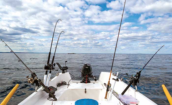 What Is Trolling Fishing? 5 Things To Know Before You Try It, trolling  fishing 