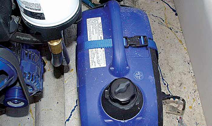 Portable gas generator