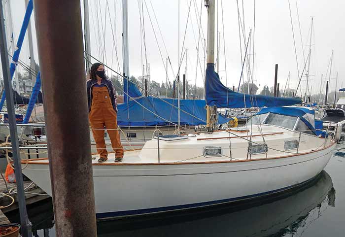 Sarah Scott preparing her latest boat, Beverly, 