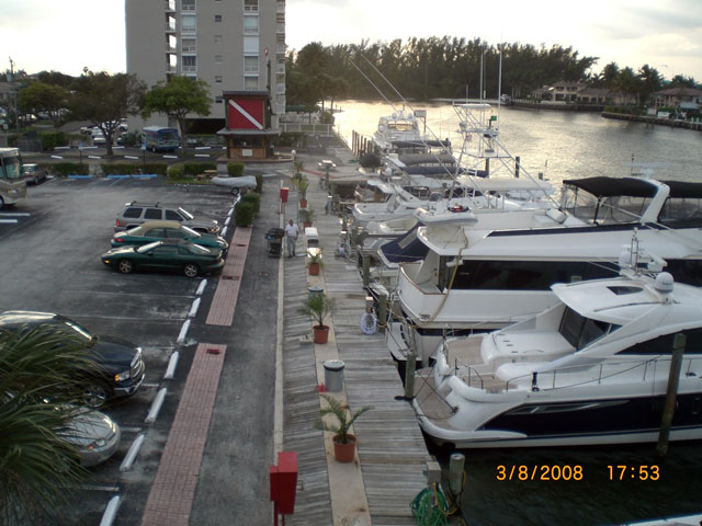 2629 Riverside BoatUS Cooperating Marina - Yacht Management Marina