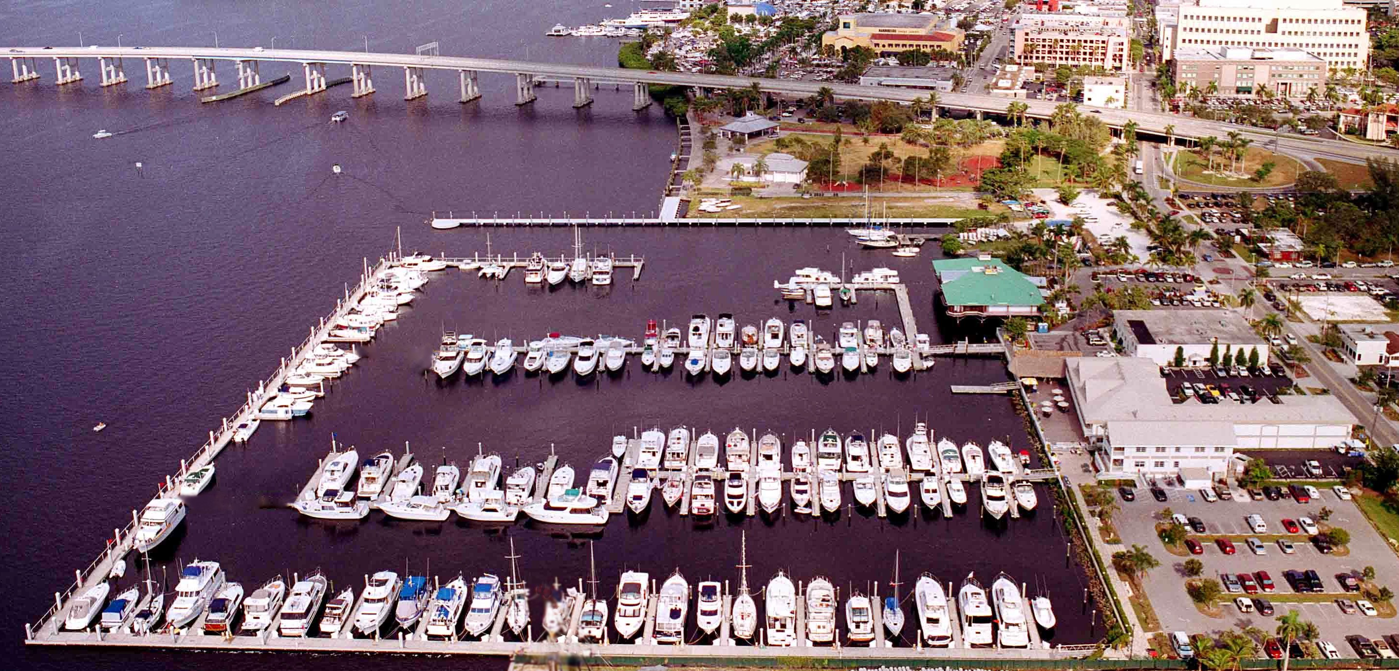 BoatUS Cooperating Marina Legacy Harbour Marina